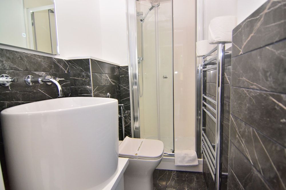 MACARENA WHARF Apartments Design Apartment, 2 Bedrooms, Garden Area 11