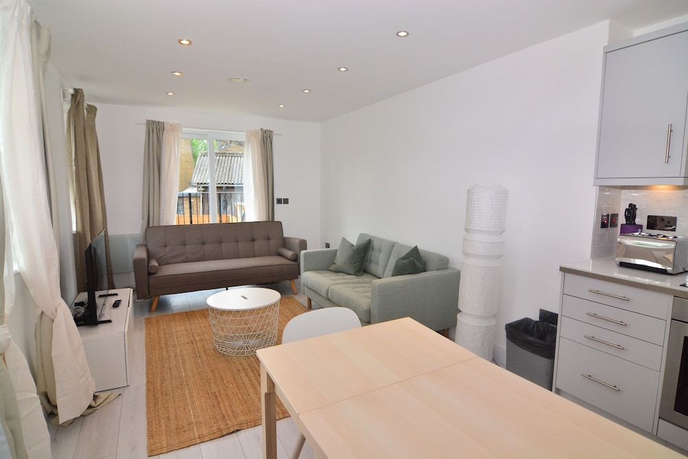 MACARENA WHARF Apartments Design Apartment, 2 Bedrooms, Garden Area 22