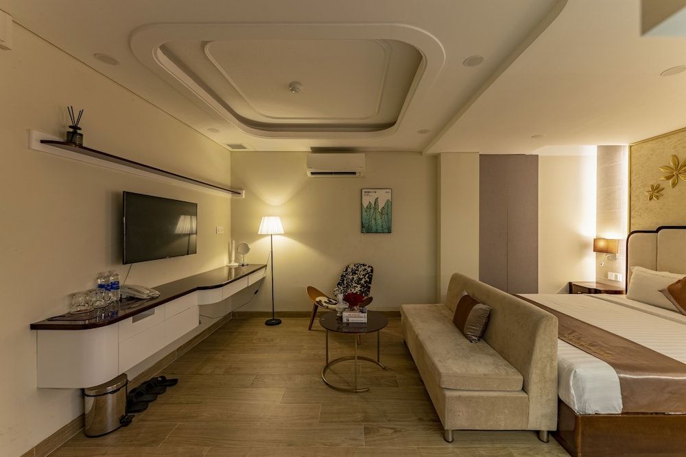 Golden Tree Hotel & Apartment Basement Apartment 11