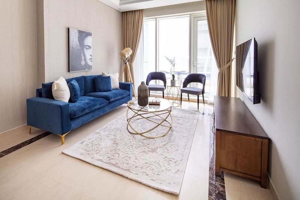 undefined Opulent 2BR With Study In Downtown Dubai 10