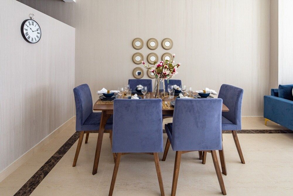 undefined Opulent 2BR With Study In Downtown Dubai 2