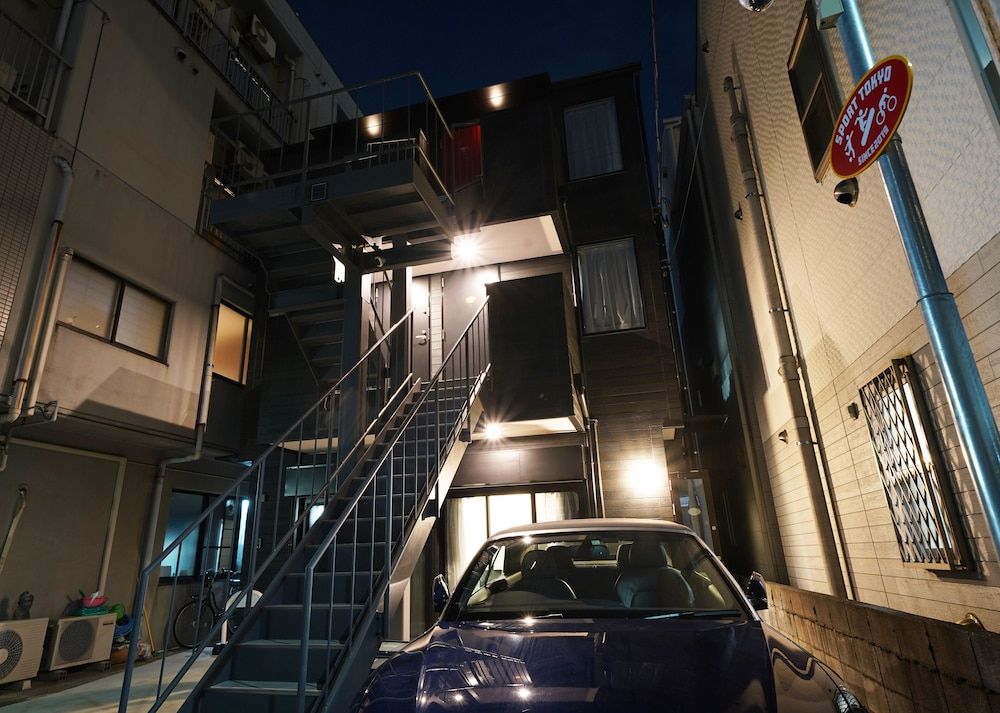 undefined Sport Tokyo 7