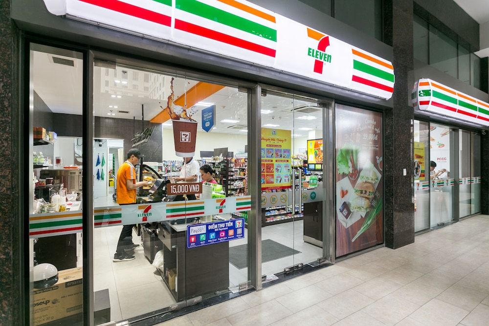 undefined Justay Tresor Bach Dang River 2