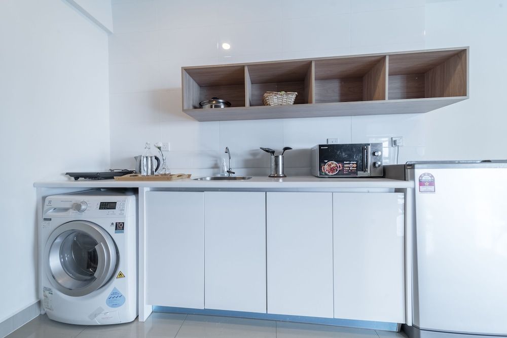 OYO Home 89396 Indescribable 3br Arte Plus Classic Room 14