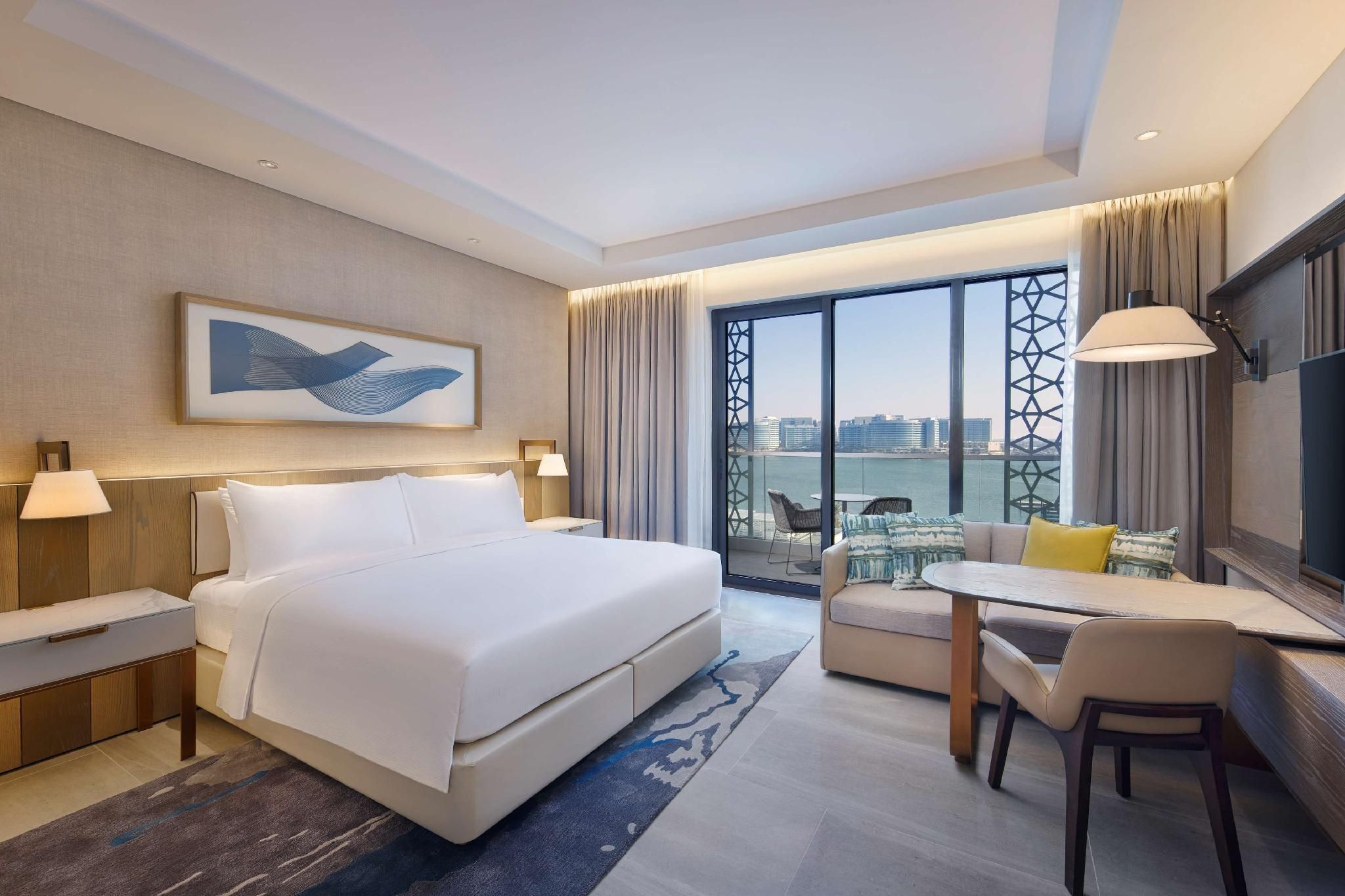 King Deluxe Room Bay View With Balcony