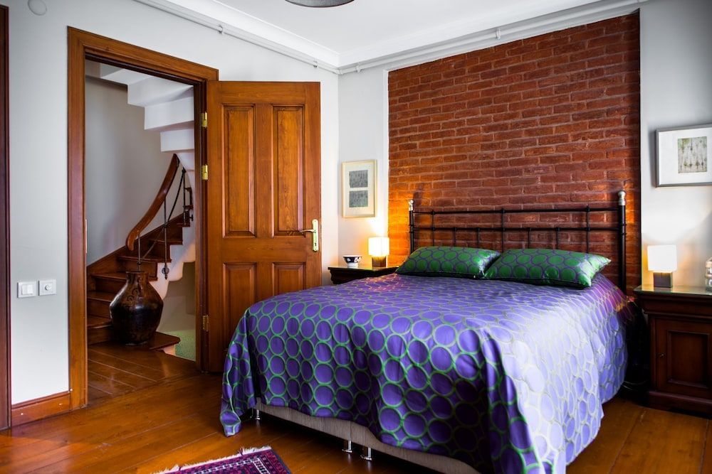 Beautiful Apartment With Bosphorus Views, Istanbul Apartment