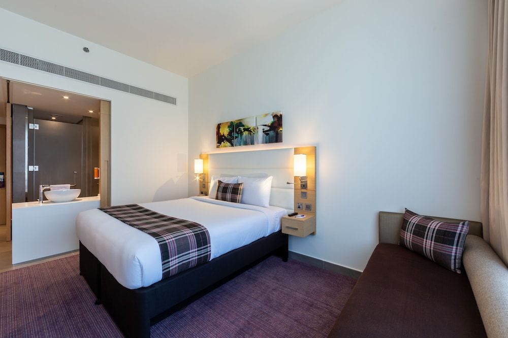 Premier Inn Dubai Dragon Mart