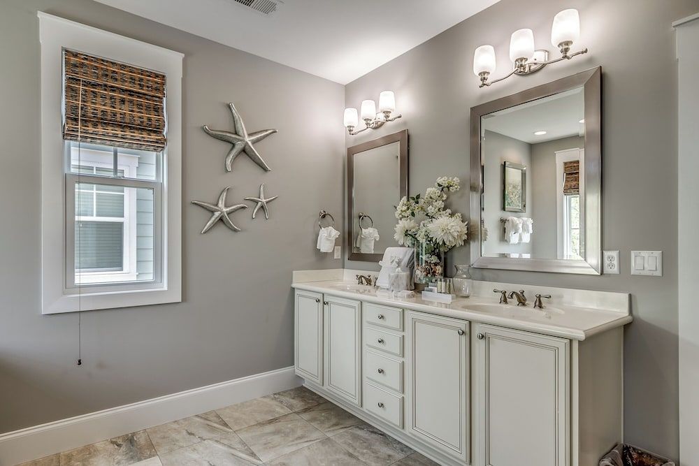 North Beach Resort & Villas 4985 Whitepoint Four Bedroom House 11