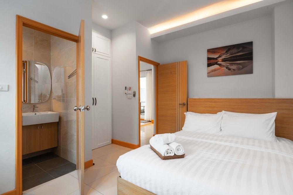 undefined Luxury Pool Villa 6BR 7