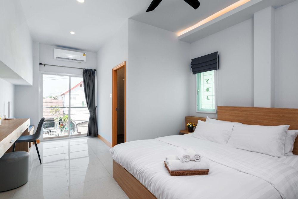 undefined Luxury Pool Villa 6BR 5