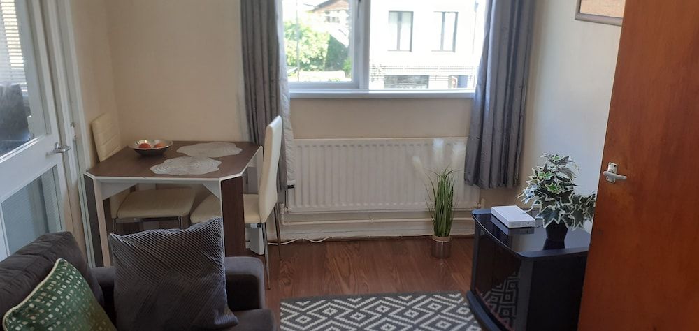 undefined Beautiful Cosy 1bedroom Apartment in London 10
