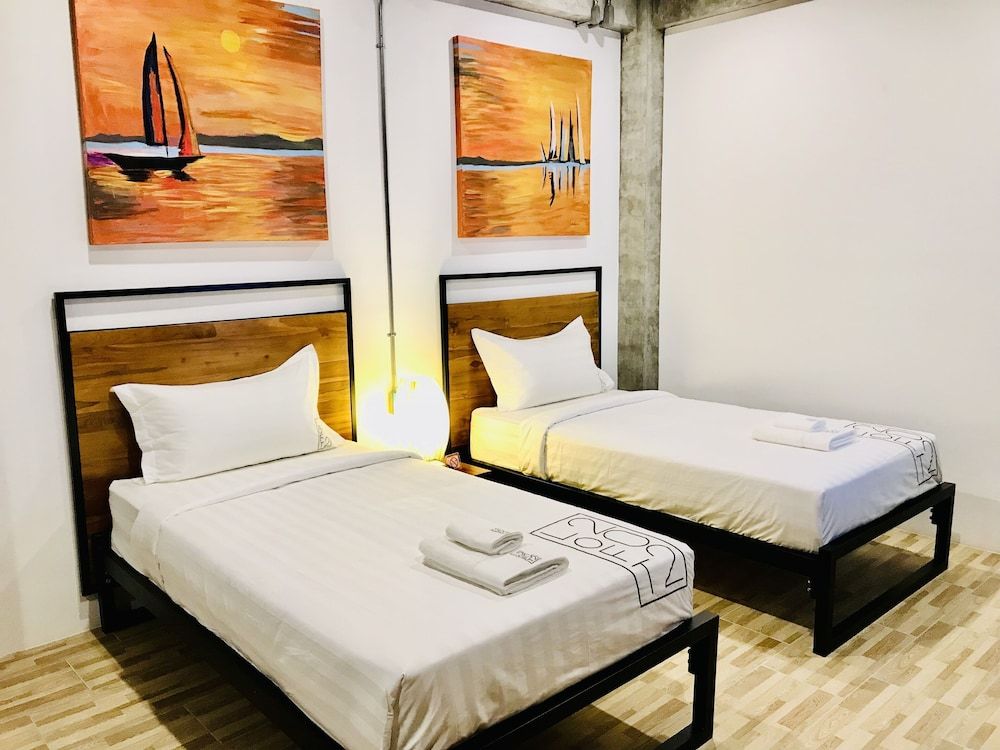 undefined Loft 202 Hotel