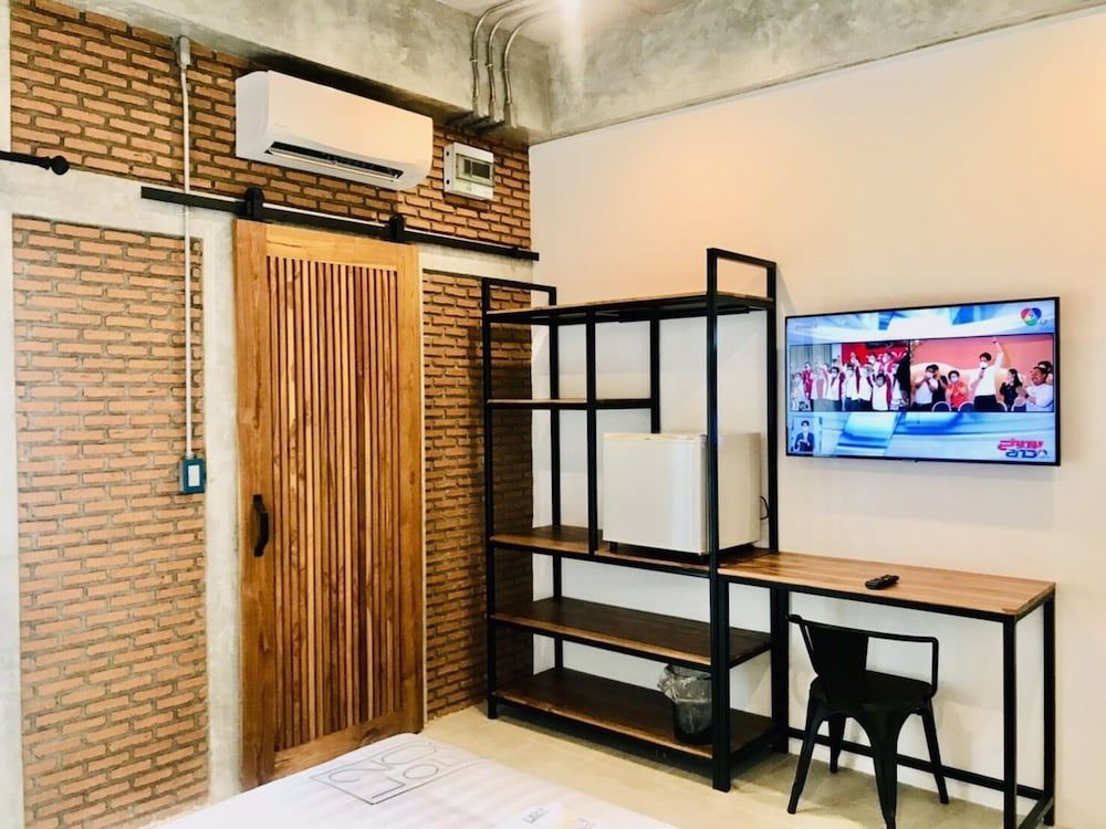 Loft 202 Hotel Superior Twin Room 8