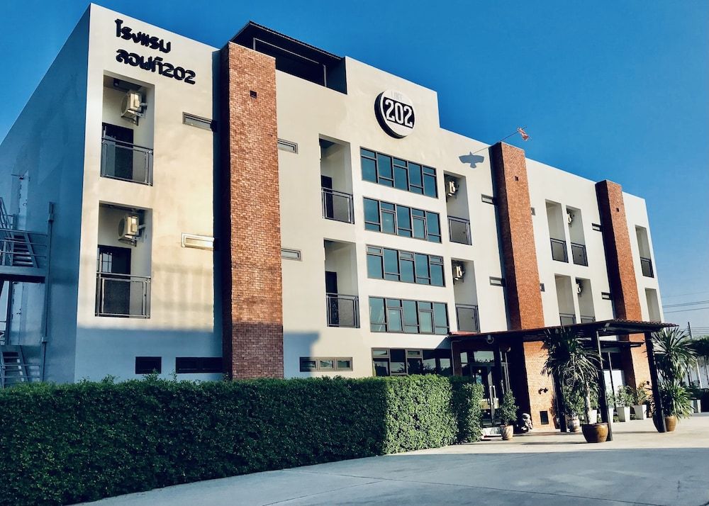 undefined Loft 202 Hotel