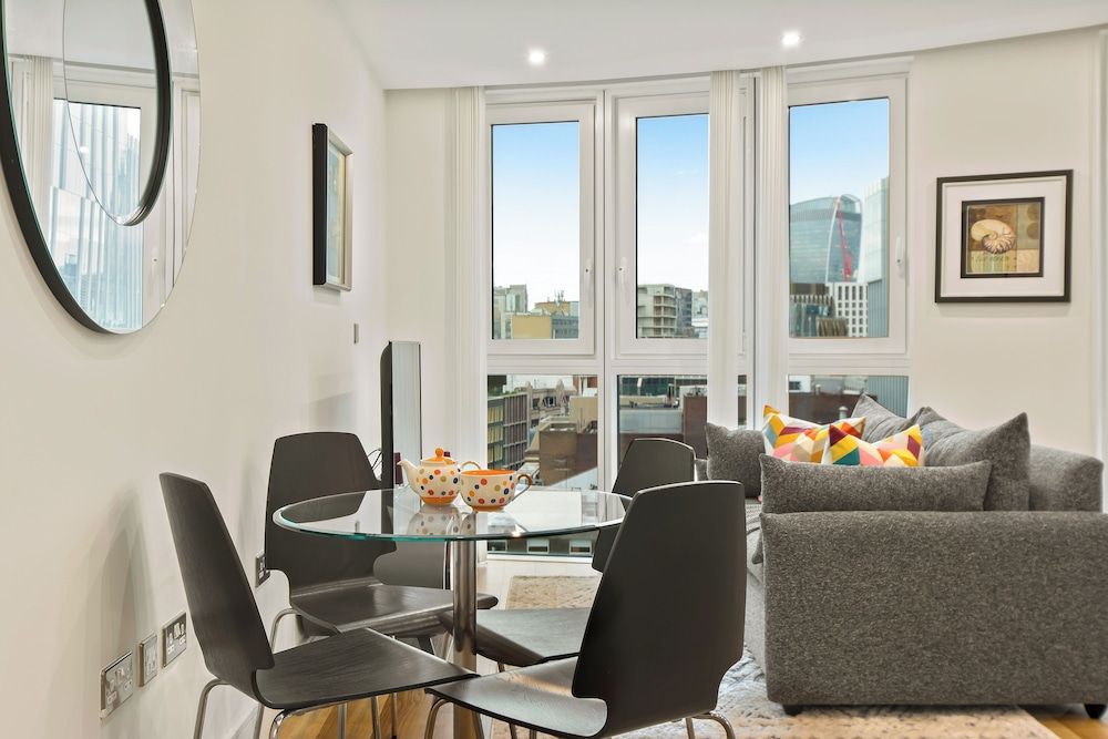 undefined One Bedroom apartment in Aldgate 6