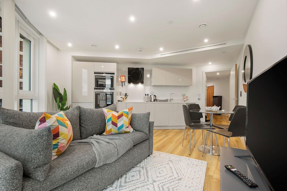 undefined One Bedroom apartment in Aldgate 7