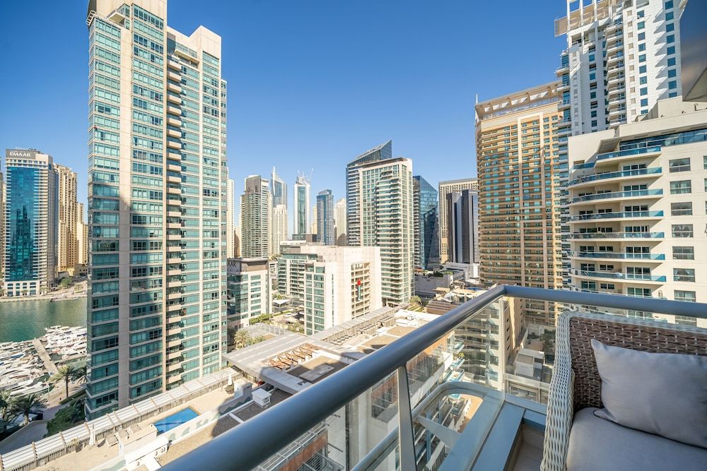 Luton Vacation Homes Marina Residence Deluxe Apartment, 2 Bedrooms, Marina View 20