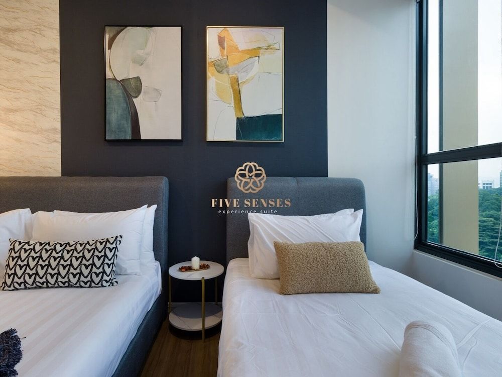 Ceylonz Suite by Five Senses Two Bedroom Studio 4