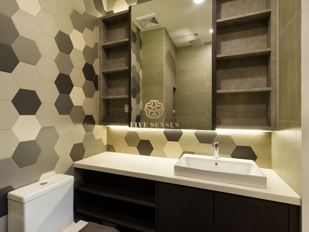 Ceylonz Suite by Five Senses Two Bedroom Studio 18