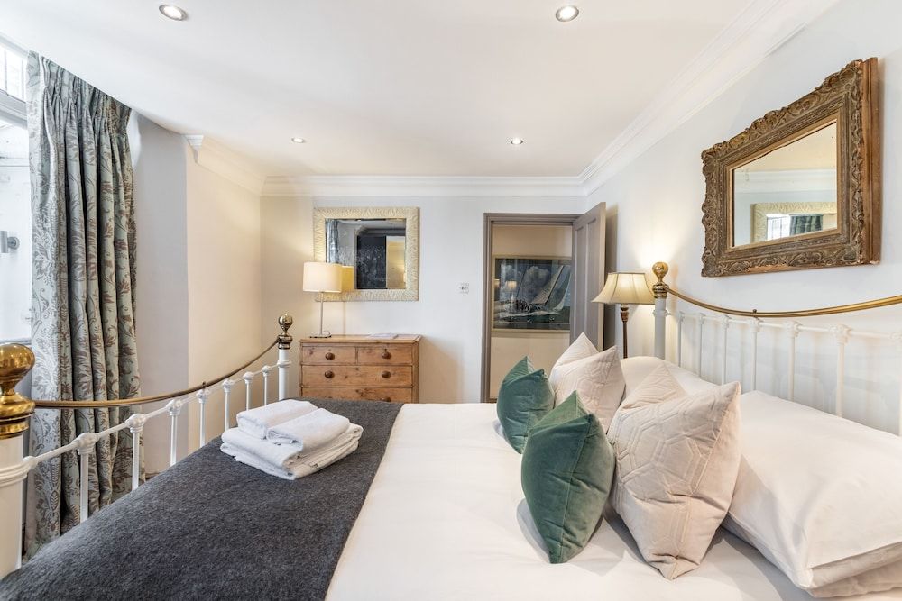 undefined Brunswick  Brunswick Oasis 4