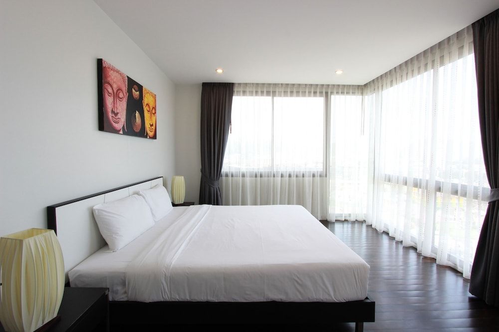 undefined The Unity Patong 4