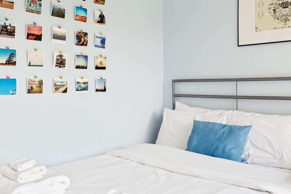 undefined Spacious 2 Bedroom Apartment in Cricklewood 3