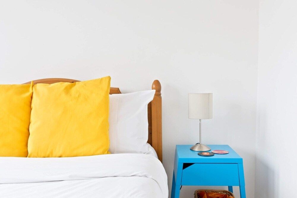 undefined Spacious 2 Bedroom Apartment in Cricklewood 10