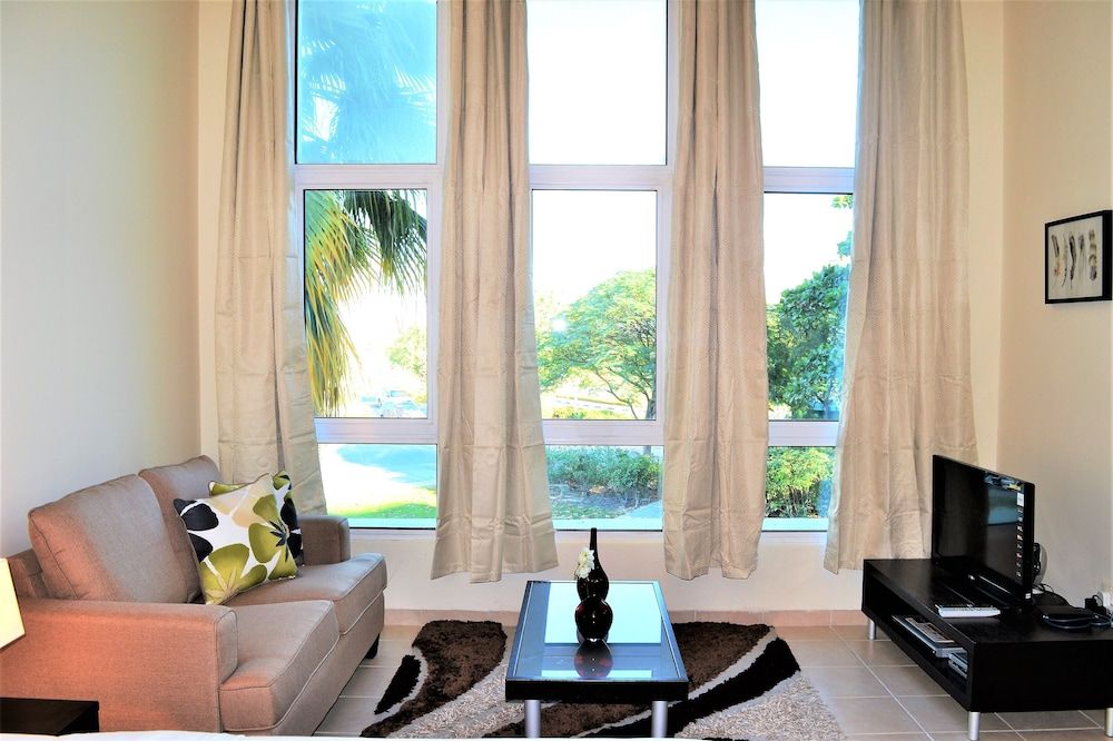 undefined MCLN - Spacious Furnished Studio