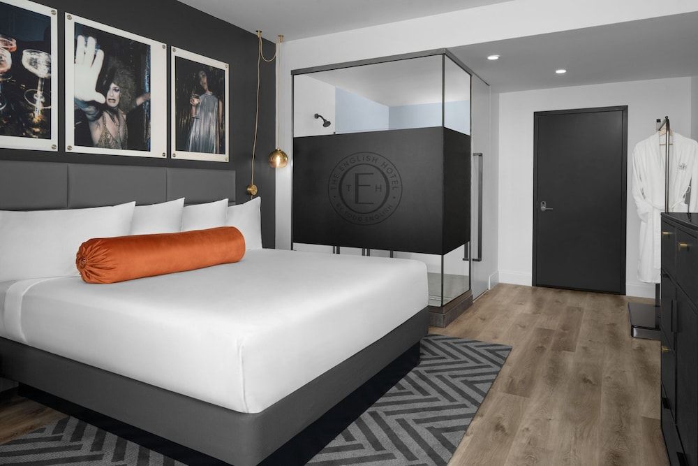 Room, 1 King Bed, Patio (Poolside, View)