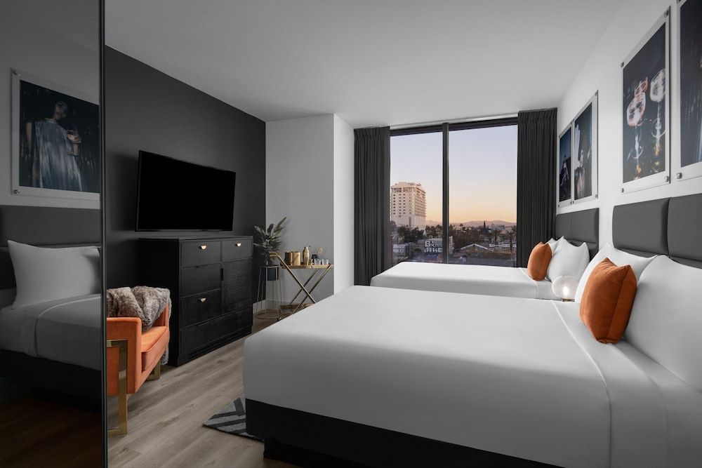 Deluxe Room, 2 Queen Beds