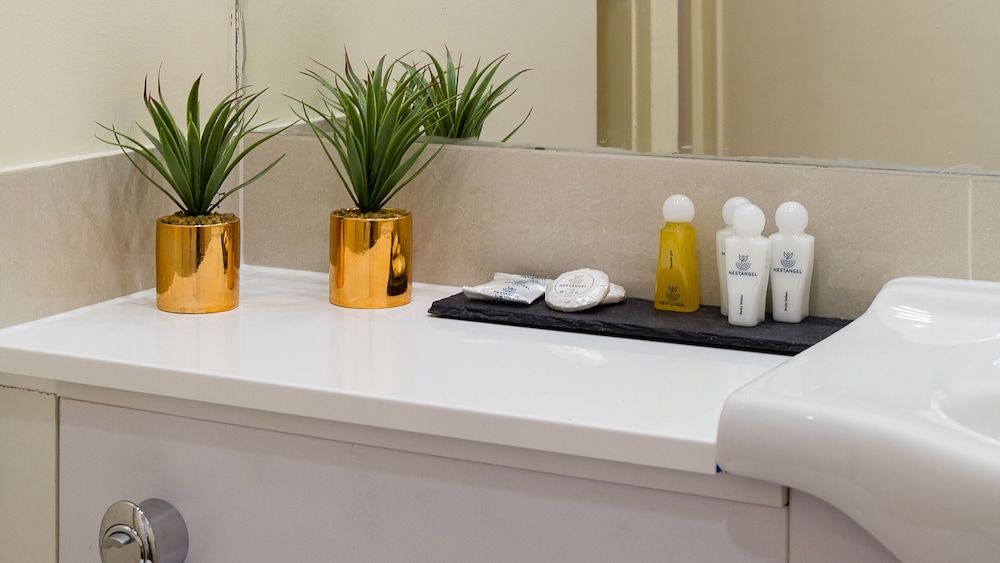 Spacious 2-bedroom Apartment in Mayfair Apartment (2 Bedrooms) 10