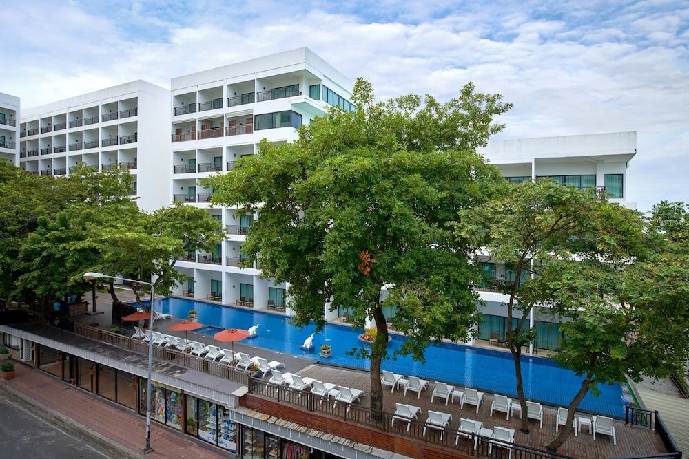 undefined Cosy Beach Hotel 2