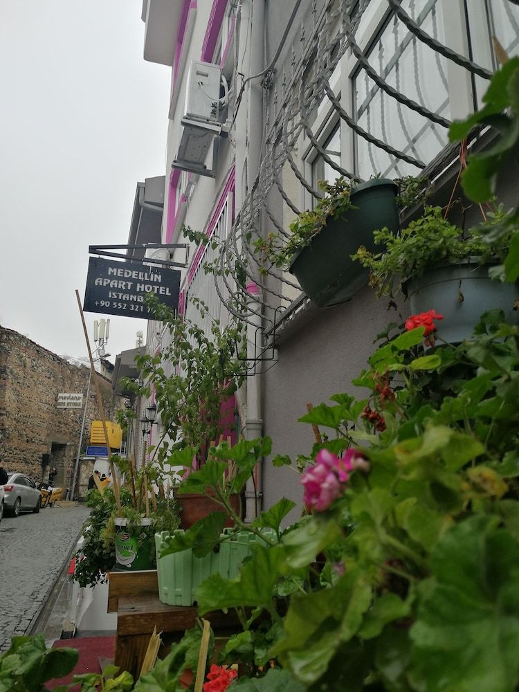 undefined Medellin Apart Hotel Istanbul 8