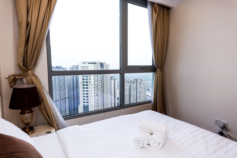 undefined Saliza Suite - Vinhomes Central Park 2