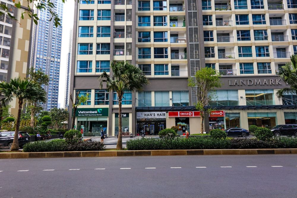 undefined Saliza Suite - Vinhomes Central Park 9