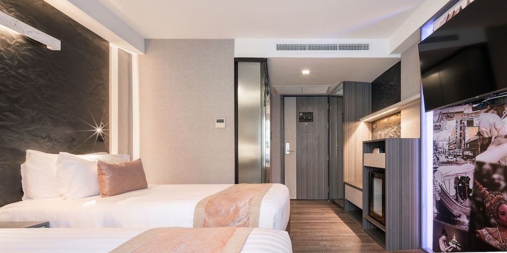 undefined Aspira Gems Center Silom 8