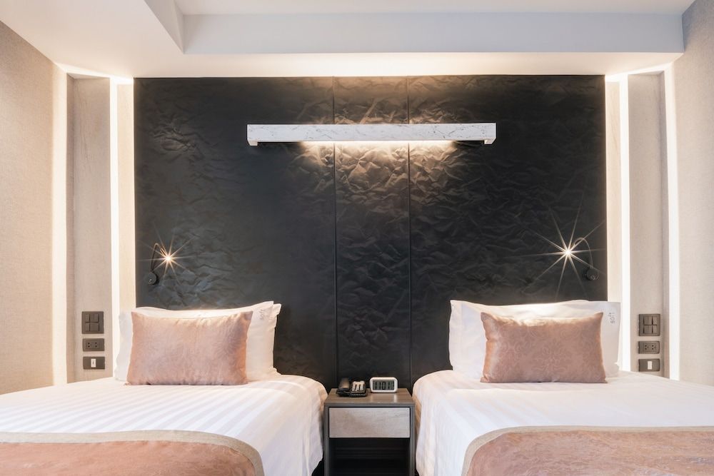 undefined Aspira Gems Center Silom 6