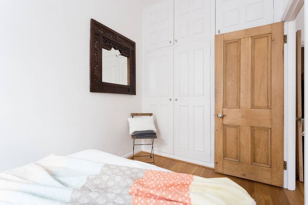 undefined Bright and Beautiful 2 Bed Flat Near Hyde Park 3