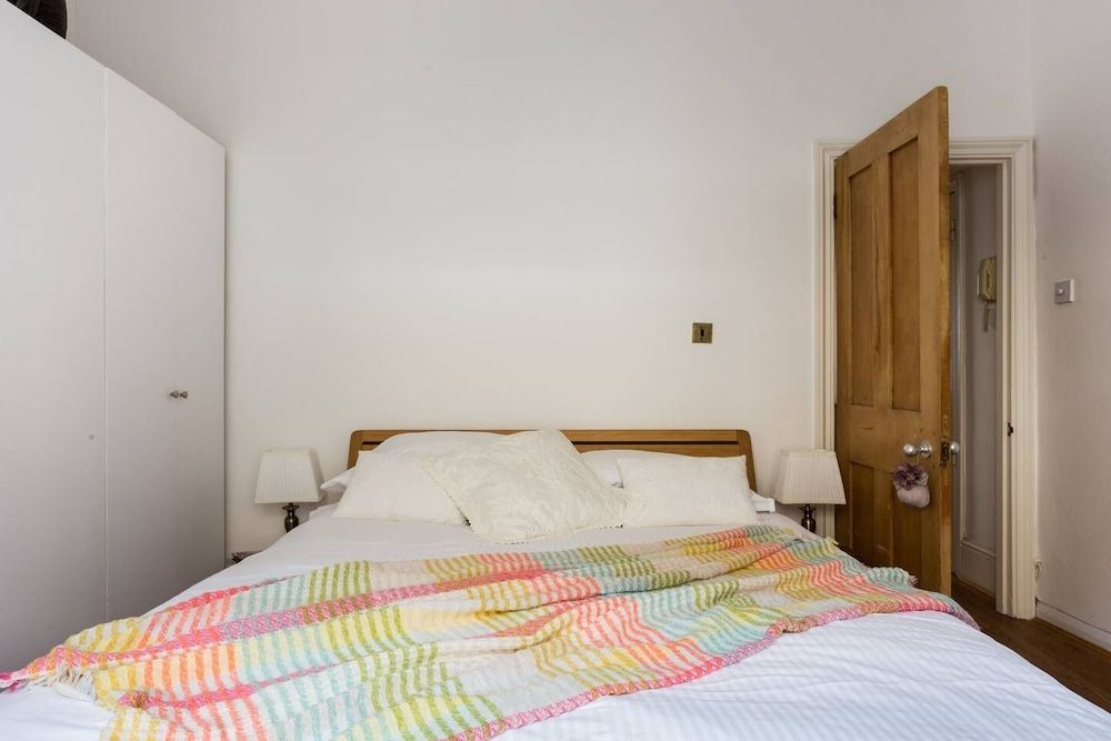 undefined Bright and Beautiful 2 Bed Flat Near Hyde Park 4