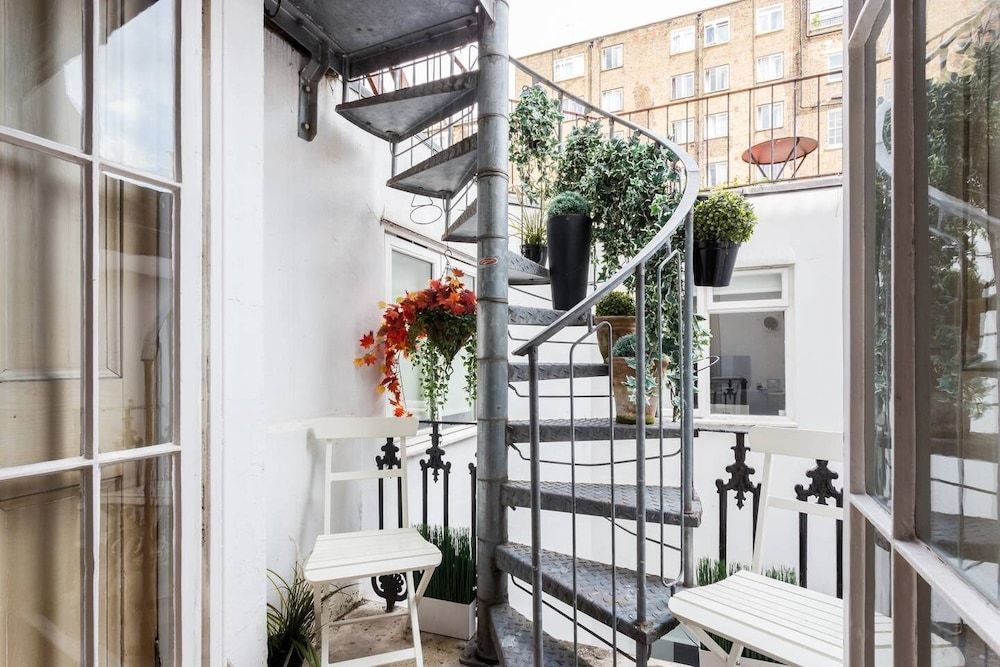 Bright and Beautiful 2 Bed Flat Near Hyde Park Apartment (2 Bedrooms) 16