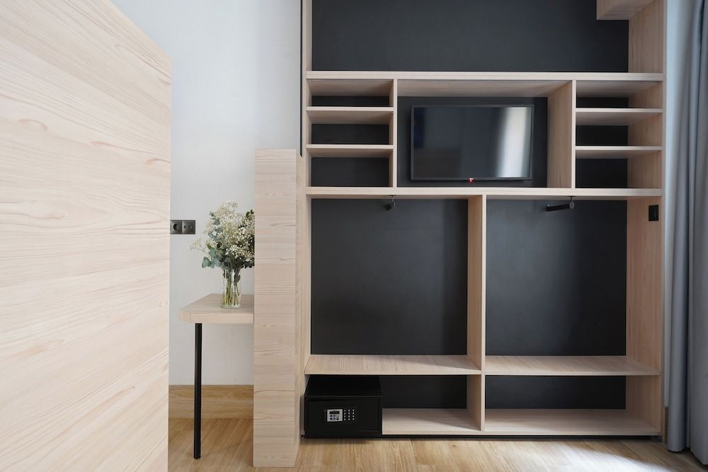 Numa Madrid Goya Medium Studio with Kitchenette 11