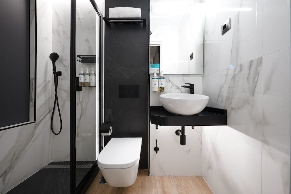 Numa Madrid Goya Medium Studio with Kitchenette and Terrace 5