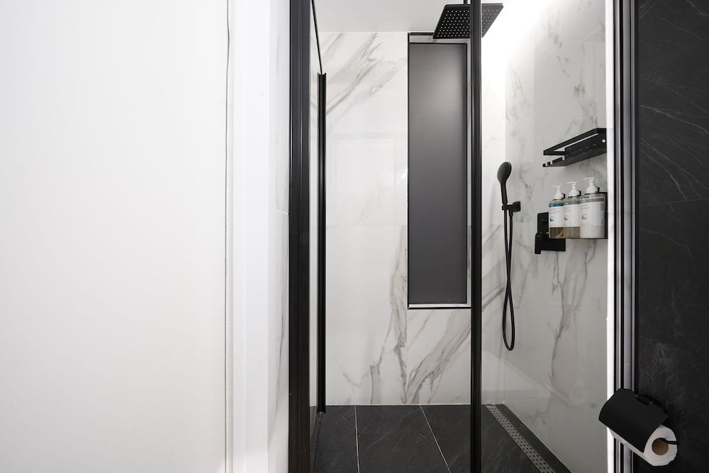 Numa Madrid Goya Medium Studio with Kitchenette and Terrace 3