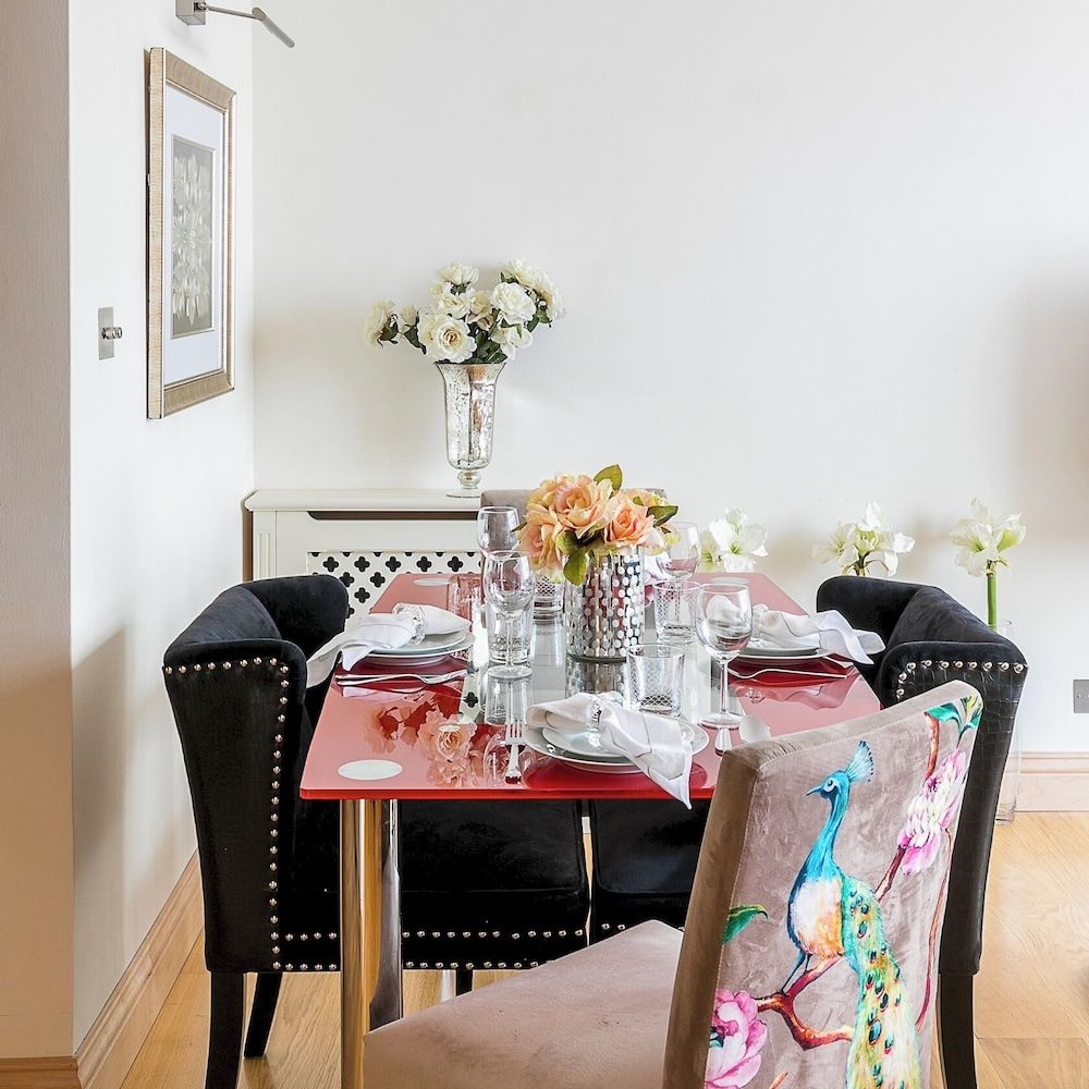 undefined Luxury 5-bedroom Villa With Parking and AC 3