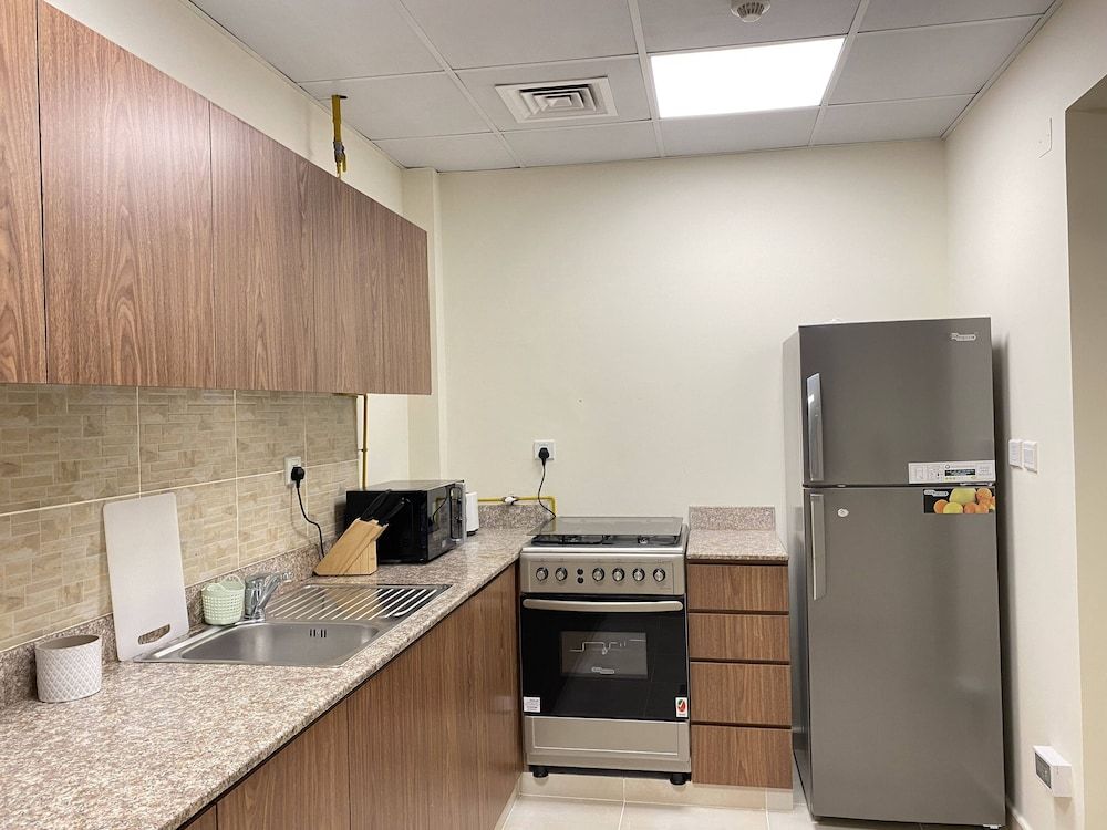 undefined Lux BnB 1BD JVC 10