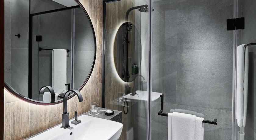 Barcelo Business Bay Dubai Deluxe 16
