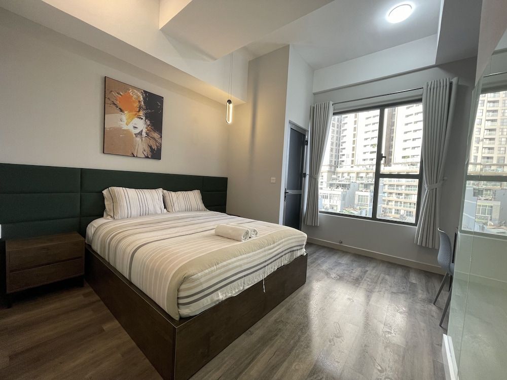 SAIGON 9 - Rivergate Residence Infinity Pool Grand Studio Suite, 1 Bedroom, City View 4