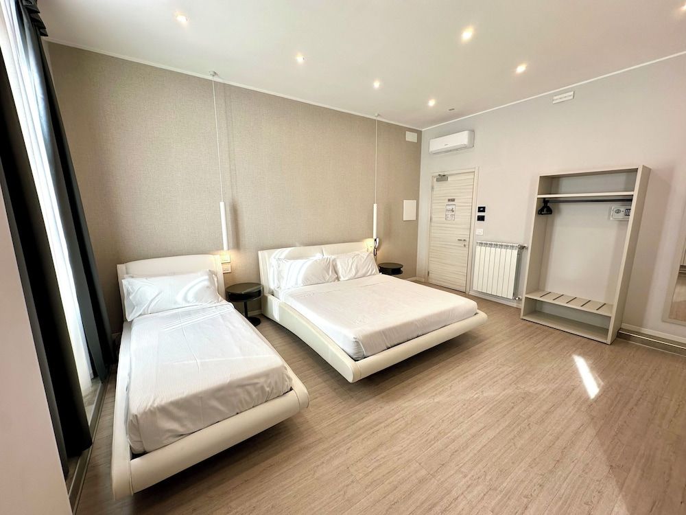 undefined Cadorna Luxury Hotel