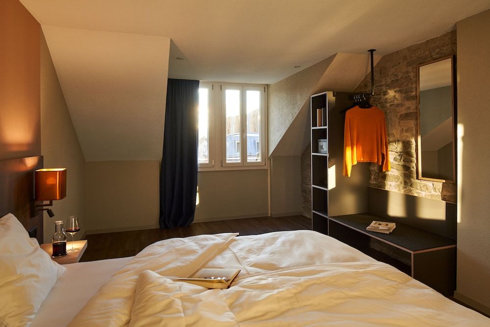 undefined The Hey Hotel 8