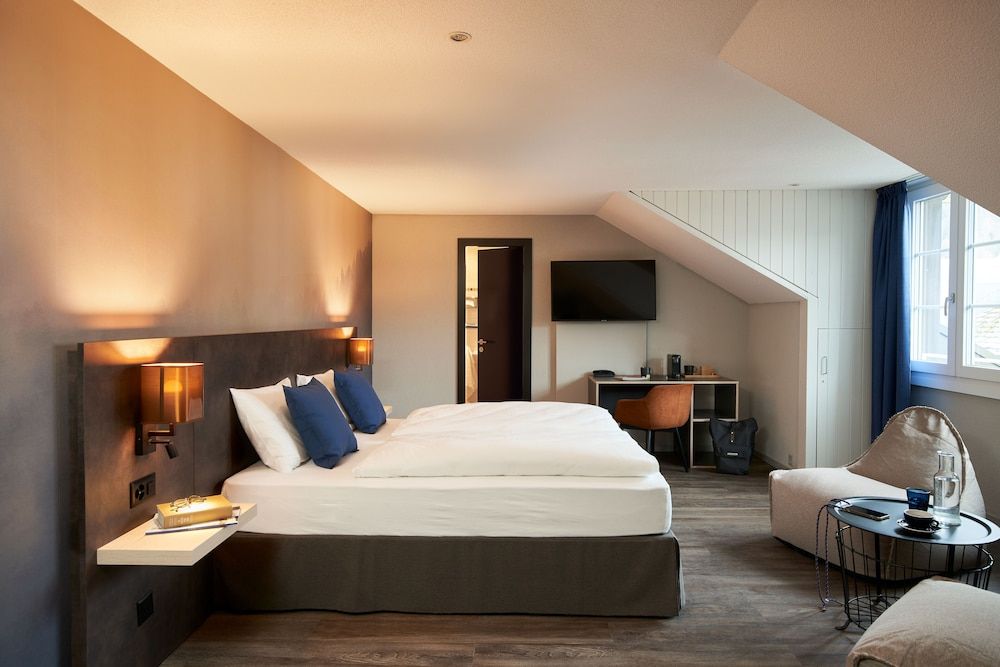 undefined The Hey Hotel 6